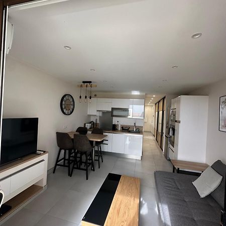 T2 Hyeres La Bergerie Vue Mer 50 M De La Plage 외부 사진