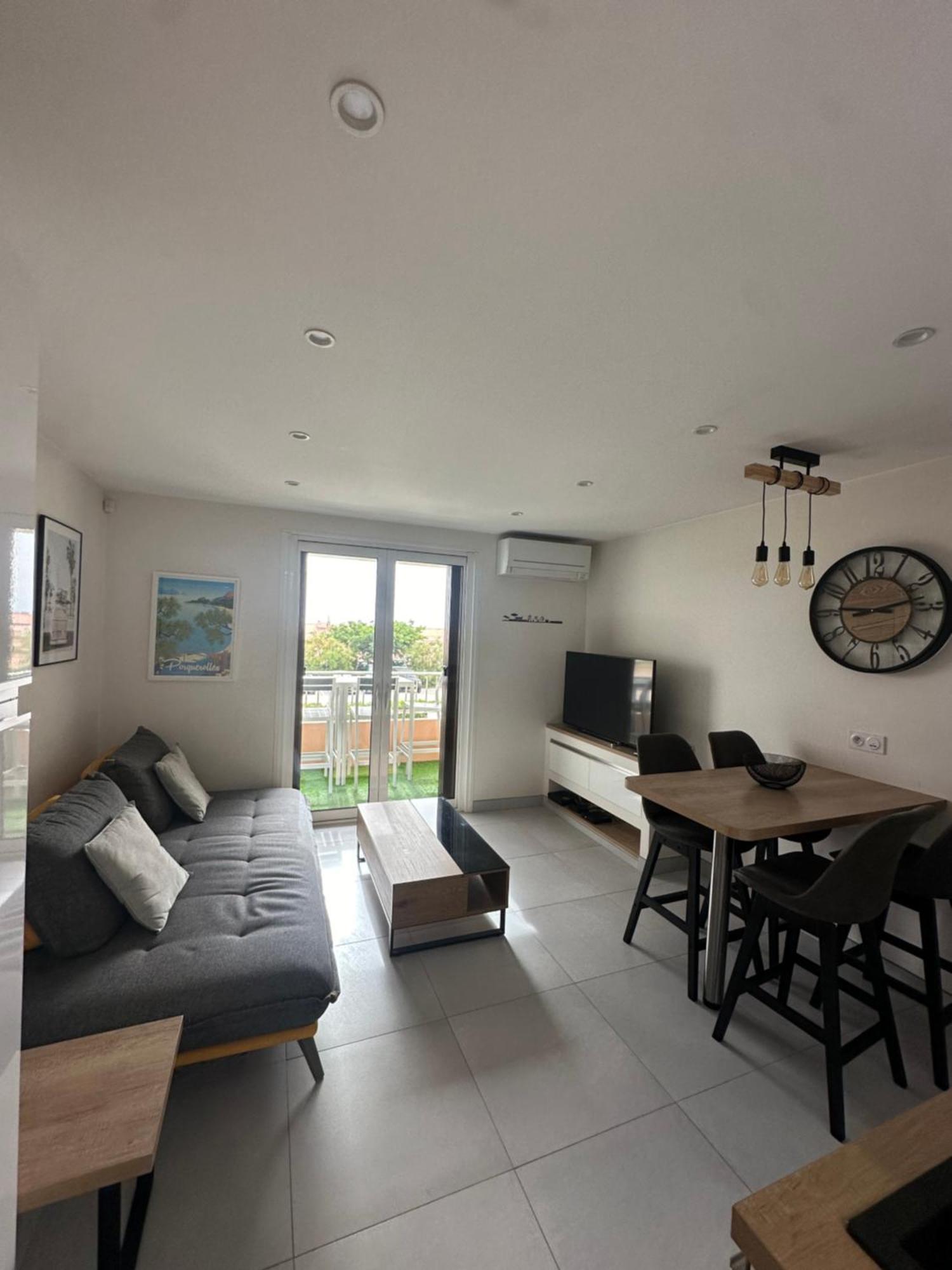 T2 Hyeres La Bergerie Vue Mer 50 M De La Plage 외부 사진